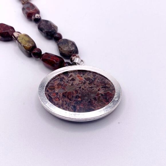 Vintage Red Agate and Jasper Beaded Necklace with Cabochon Pendant - Picture 7 of 8